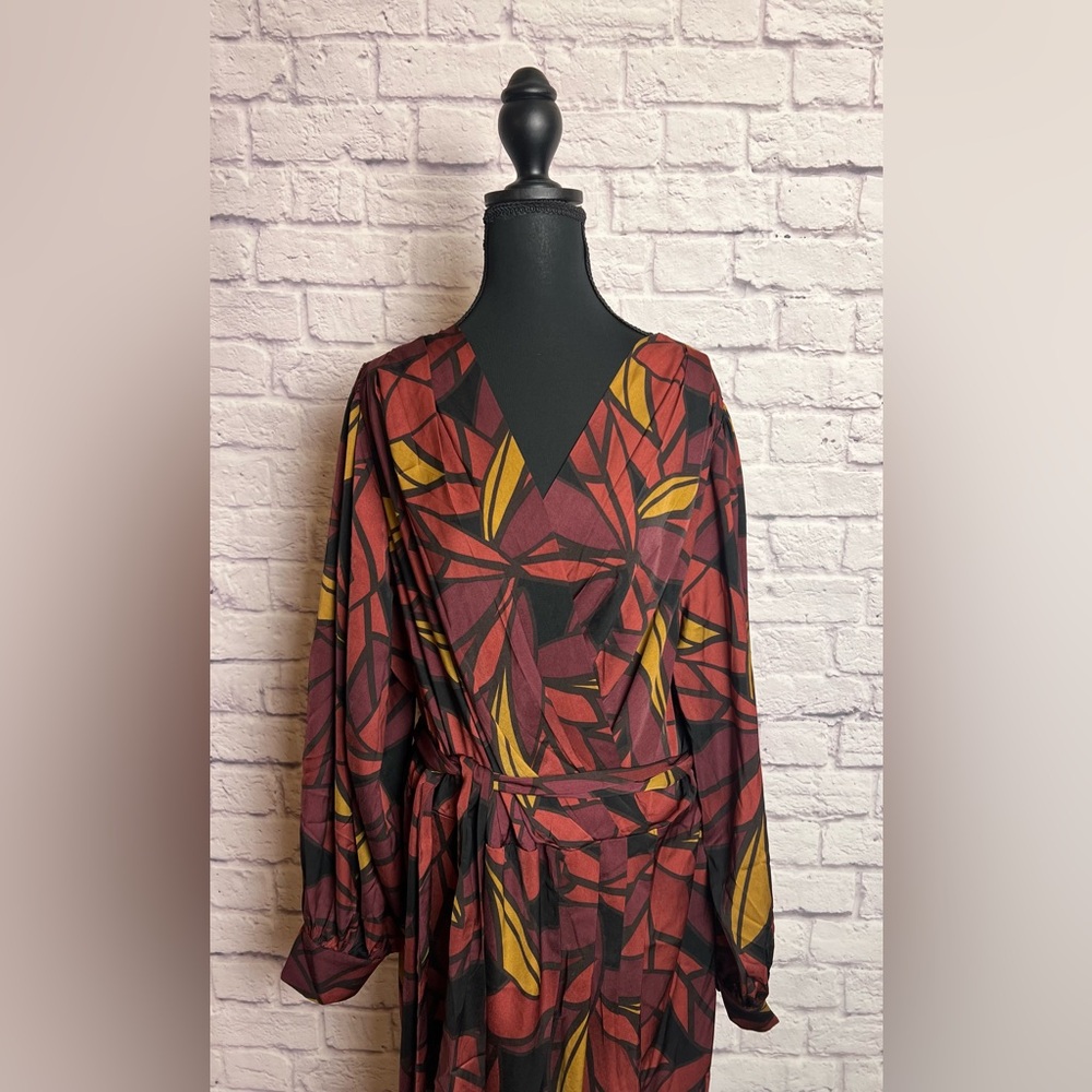 City Chic Faux Wrap Dress with Tulip Hem size 18